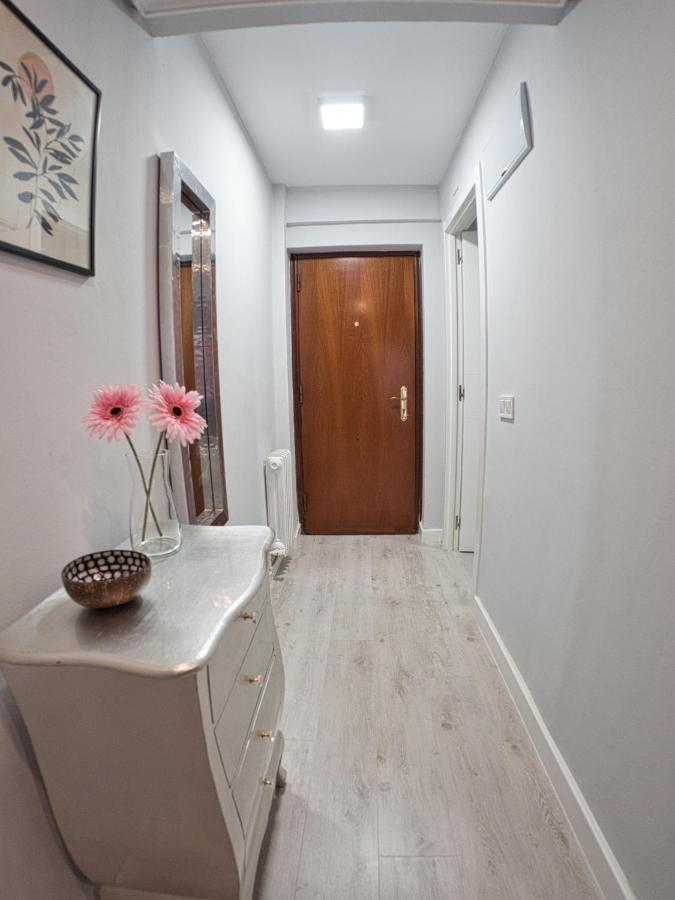 Bonito Piso Villafria Oviedo Exterior foto
